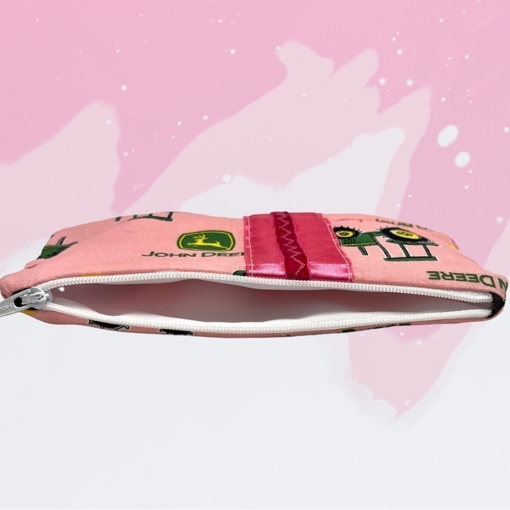 Waterproof Make Up Bag Pink John Deere w/ Satin - Picture 4 of 4